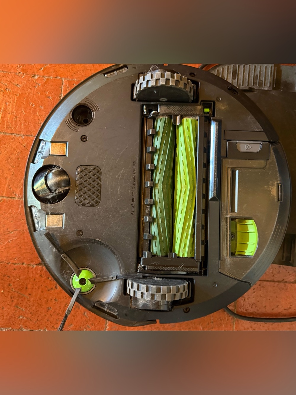 Like new Roomba Black Robot Vacuum and Docking Station - Picture 2 of 7